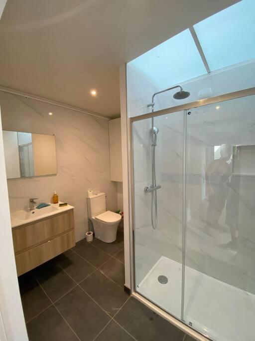 Rodez - Superbe Appartement Neuf Avec Vue Exterior photo