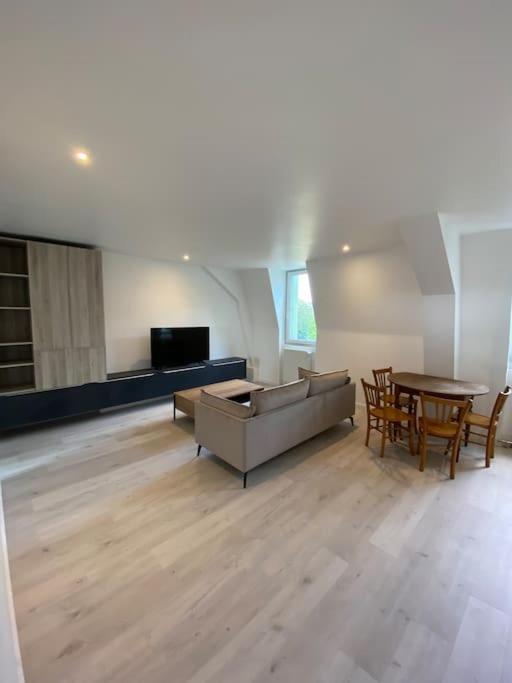 Rodez - Superbe Appartement Neuf Avec Vue Exterior photo